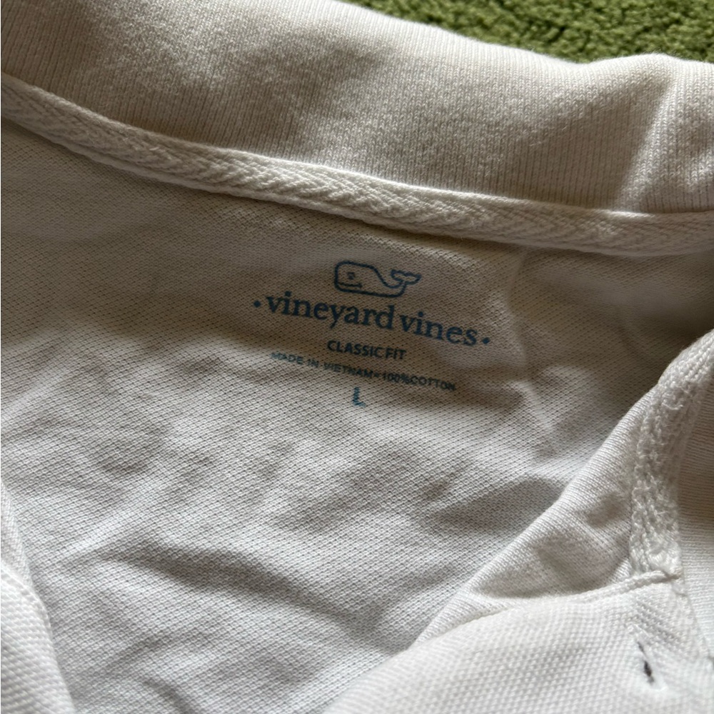 Vineyard Vines Classic Polo with Whales on shirt